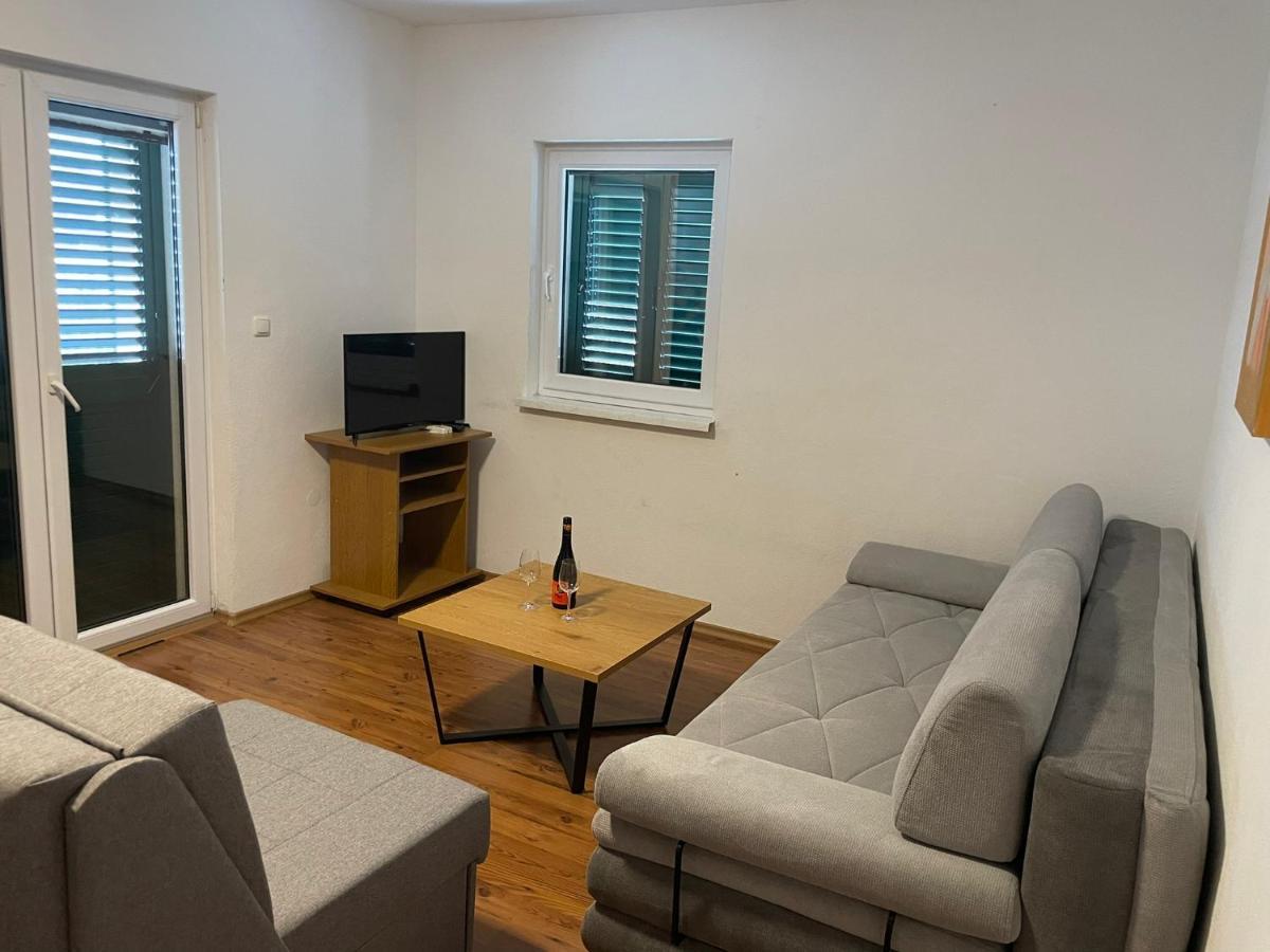 Apartments Holiday Gavric Trogir Quarto foto